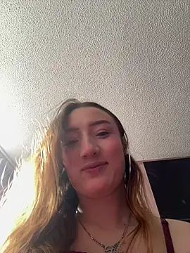 Snapshot of Valery_Salmons chatting on July 7, 2026, 12:42 pm Valery Salmons online show from July 7, 2026, 12:42 pm