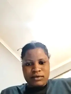 JuicyHoney 01 online show from June 12, 2026, 4:11 am
