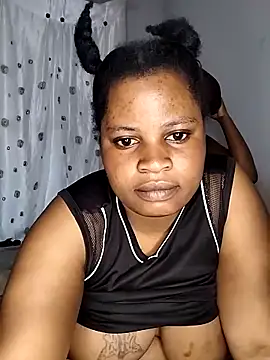 JuicyHoney 01 online show from June 13, 2026, 5:05 am