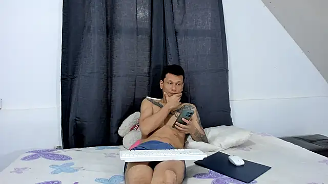 HannaSexMatheuw online show from July 1, 2026, 3:01 pm