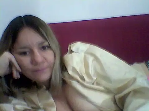 AllisonLove2 online show from June 9, 2026, 2:23 am