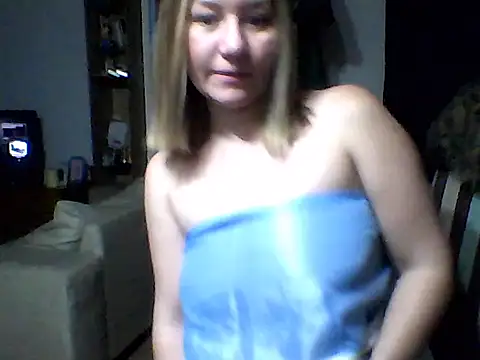 AllisonLove2 online show from June 17, 2026, 4:48 am