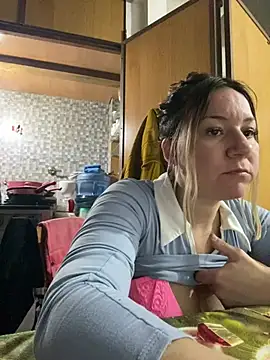 AllisonLove2 online show from July 8, 2026, 6:56 pm