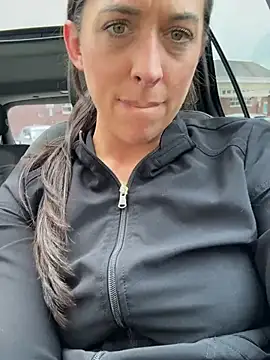 JosieX14 online show from June 8, 2026, 5:35 pm