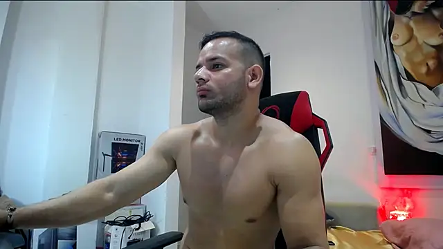 Snapshot of hugo_19cm chatting on September 18, 2025, 3:47 pm hugo 19cm online show from September 18, 2025, 3:47 pm