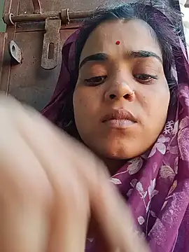 Mahi Love0143 online show from July 25, 2026, 11:41 am