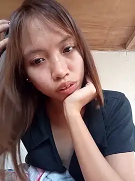 Snapshot of sweetpinayxxx chatting on May 12, 2026, 8:00 am sweetpinayxxx online show from May 12, 2026, 8:00 am