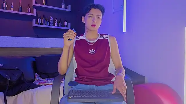 tian sex online show from June 25, 2026, 8:02 pm