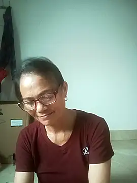Snapshot of Vieekee chatting on August 5, 2026, 4:04 am Vieekee online show from August 5, 2026, 4:04 am