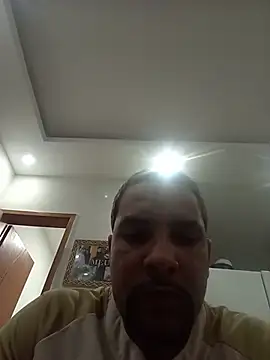 Tomaajek online show from July 5, 2026, 11:56 pm