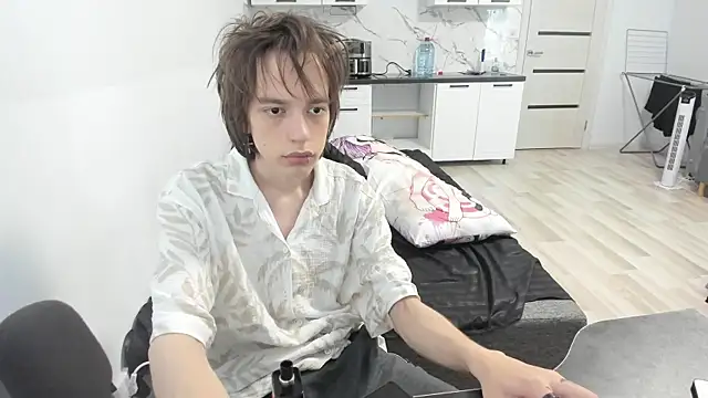 Nolan Sagee online show from June 14, 2026, 7:10 am