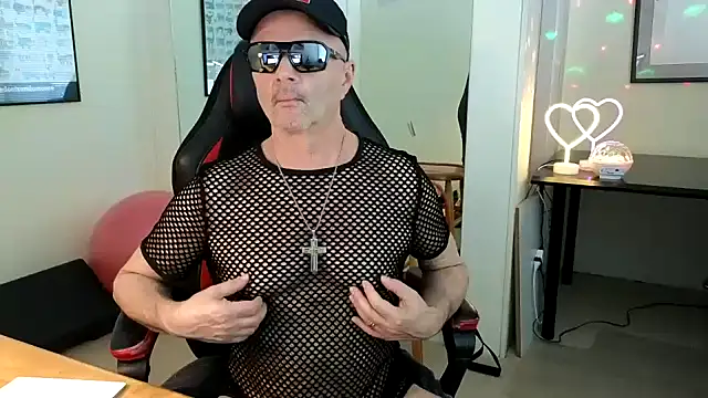 hotdadbod online show from February 10, 2025, 9:25 pm