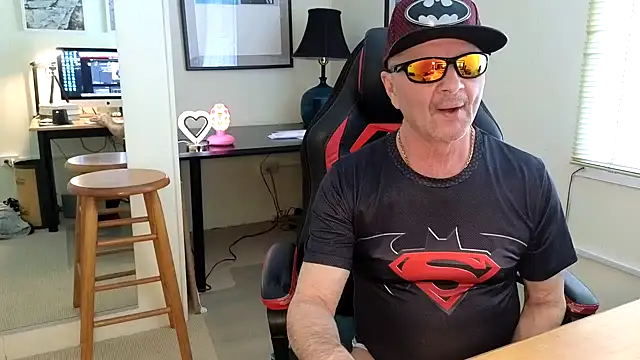 hotdadbod online show from February 20, 2025, 9:20 pm
