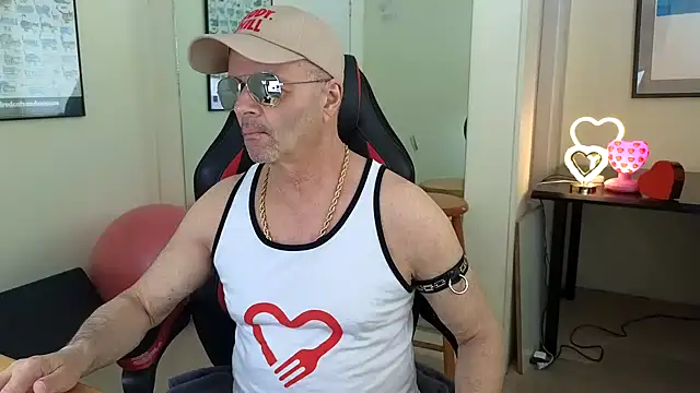 hotdadbod online show from March 16, 2025, 8:21 pm