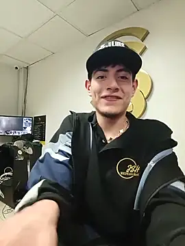 andylol330 online show from June 16, 2026, 8:39 am
