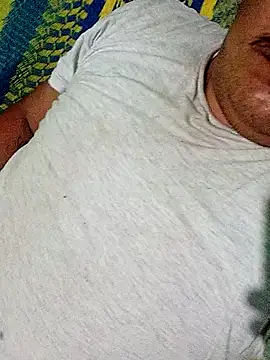 machopeludo2 online show from May 18, 2026, 5:57 am