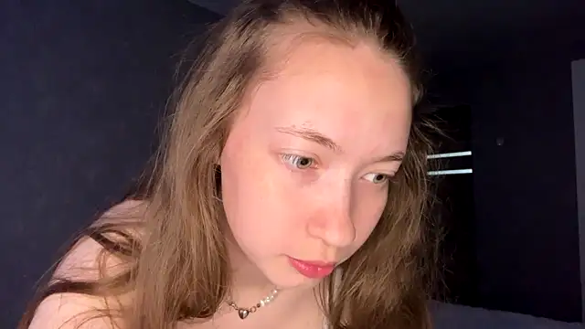 Emily Mur  online show from June 15, 2026, 4:58 am