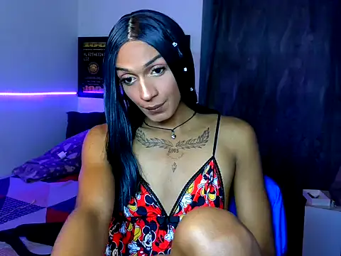 Alexxasexy online show from May 17, 2026, 7:43 pm