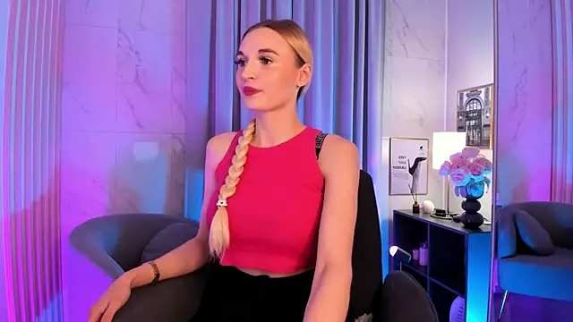 Snapshot of Mila__Lux chatting on June 24, 2026, 8:52 pm Mila Lux online show from June 24, 2026, 8:52 pm