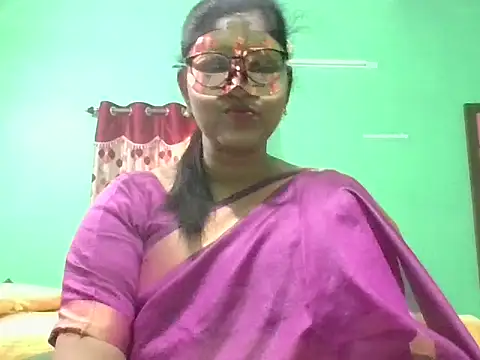 Snapshot of Kavya17 chatting on June 11, 2026, 3:15 am Kavya17 online show from June 11, 2026, 3:15 am