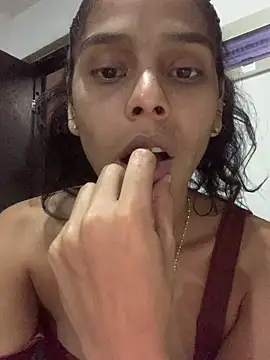Saray queen1 online show from May 22, 2026, 5:36 am