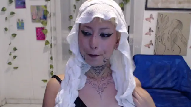 seley222 online show from June 10, 2026, 12:33 am