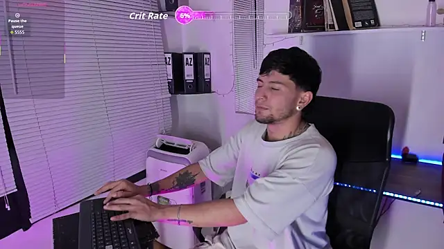 StefanoBigCock online show from June 12, 2026, 7:24 pm