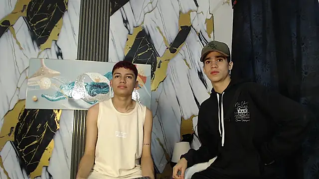 Snapshot of KING_LOVERS1 chatting on June 19, 2026, 1:59 pm KING LOVERS1 online show from June 19, 2026, 1:59 pm