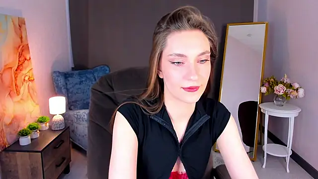 kira lure online show from May 28, 2026, 4:10 am