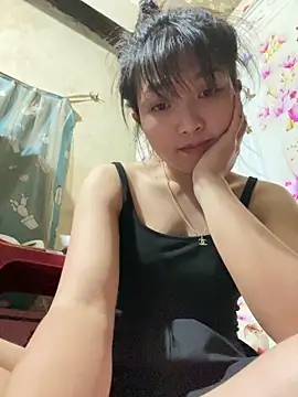 My-cute online show from May 18, 2026, 1:28 pm