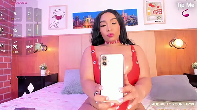 Anniie Fox  online show from July 6, 2026, 1:08 pm