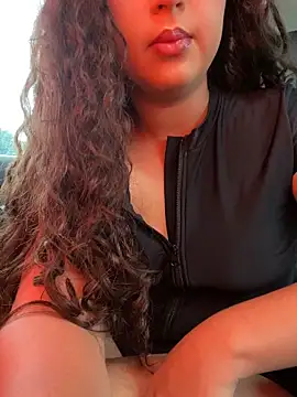 Snapshot of Abby_Zaf chatting on June 6, 2026, 4:44 pm Abby Zaf online show from June 6, 2026, 4:44 pm