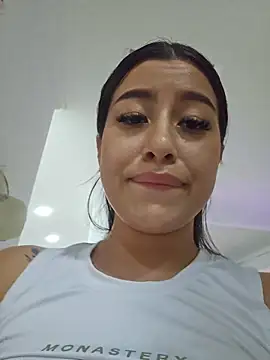Luisa Madrid online show from May 31, 2026, 6:09 pm