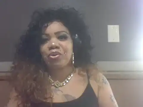 Snapshot of NailGoddessnow chatting on February 8, 2025, 12:28 am NailGoddessnow online show from February 8, 2025, 12:28 am