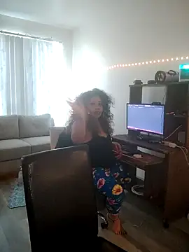 Snapshot of NailGoddessnow chatting on February 27, 2025, 12:43 am NailGoddessnow online show from February 27, 2025, 12:43 am