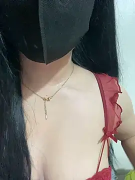 Dona-sexyy online show from June 3, 2026, 5:29 pm