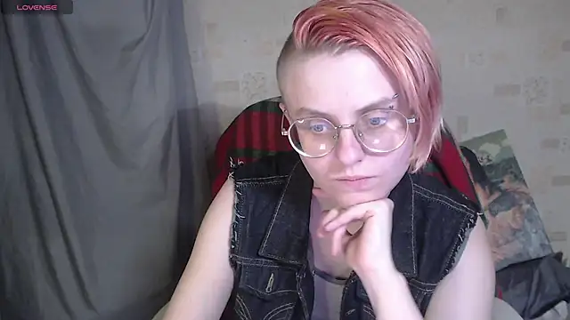 Snapshot of __Freya___ chatting on June 23, 2026, 6:28 pm Freya online show from June 23, 2026, 6:28 pm