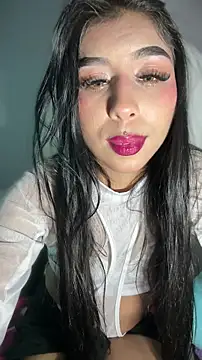 Snapshot of ariella_lovee chatting on May 21, 2026, 5:47 am ariella lovee online show from May 21, 2026, 5:47 am