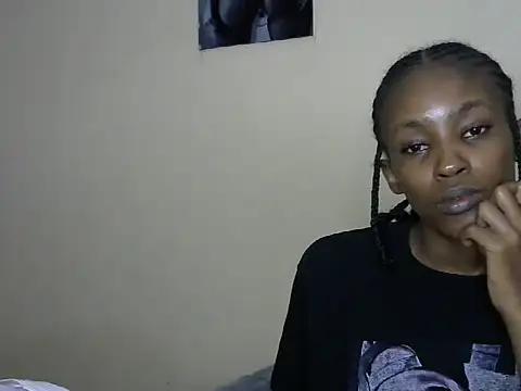 Snapshot of slim_ebon chatting on June 27, 2026, 8:03 pm slim ebon online show from June 27, 2026, 8:03 pm