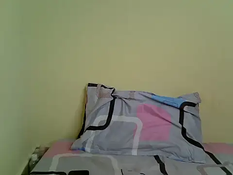 Snapshot of sexxydollyy chatting on June 16, 2026, 9:28 pm sexxydollyy online show from June 16, 2026, 9:28 pm