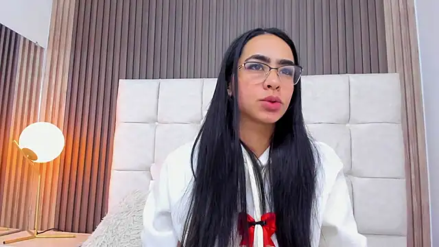 Snapshot of Camila_Vega22 chatting on July 3, 2026, 11:27 am Camila Vega22 online show from July 3, 2026, 11:27 am