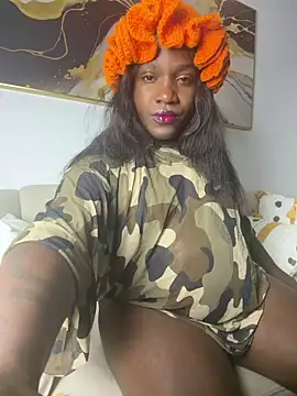 ladyboyxxl online show from June 4, 2026, 7:53 pm