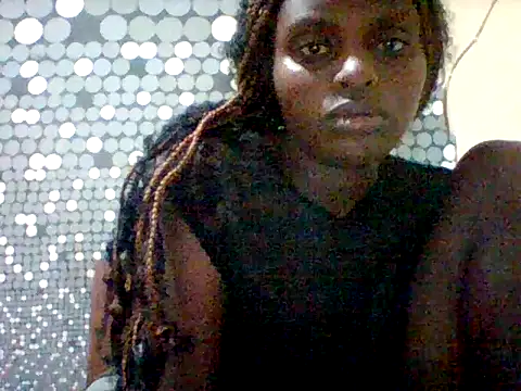 liligal online show from June 20, 2026, 8:55 pm