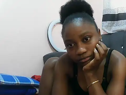Snapshot of Sweet_Rosy chatting on June 5, 2026, 10:21 am Sweet Rosy online show from June 5, 2026, 10:21 am