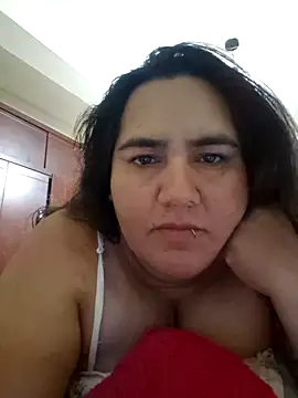Snapshot of Nanita_0 chatting on May 17, 2026, 4:10 am Nanita 0 online show from May 17, 2026, 4:10 am