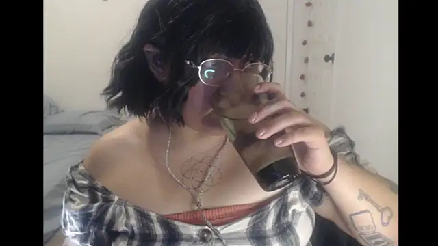 MaevenNectar online show from June 16, 2026, 12:02 am