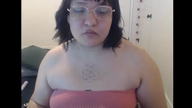 MaevenNectar online show from June 20, 2026, 10:23 pm