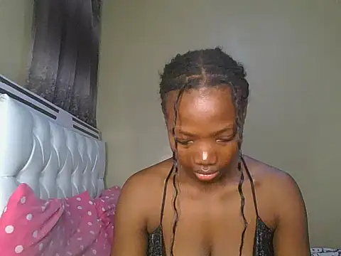 Snapshot of Mariana_150 chatting on June 15, 2026, 6:59 am Mariana 150 online show from June 15, 2026, 6:59 am