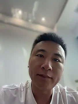 Snapshot of xiaonizi chatting on August 6, 2026, 6:37 am xiaonizi online show from August 6, 2026, 6:37 am