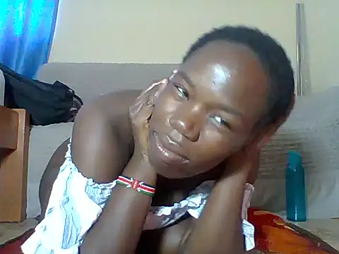 Snapshot of Blacksexyqueen24 chatting on June 15, 2026, 10:17 am Blacksexyqueen24 online show from June 15, 2026, 10:17 am